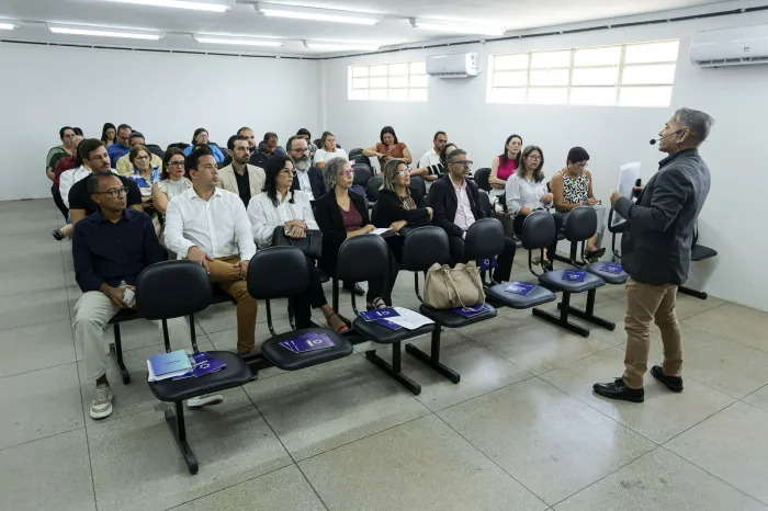 2º Encontro do CONIAPE é realizado na Secretaria de Educação e Esportes de Caruaru