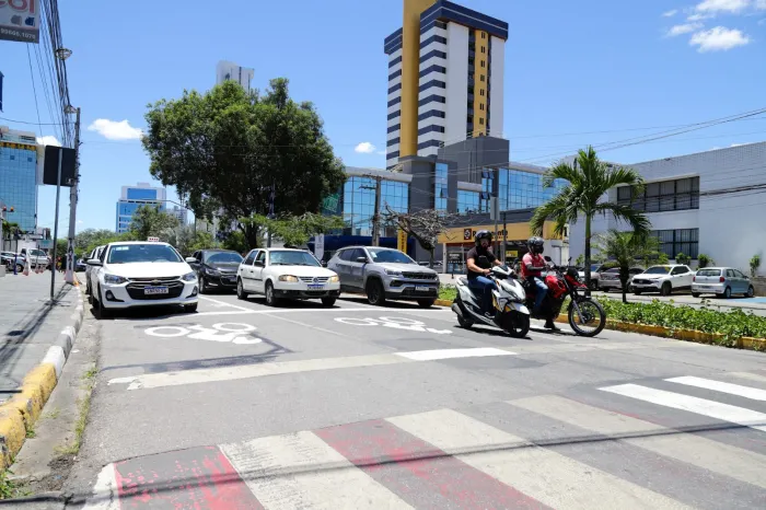 Autarquia de Mobilidade de Caruaru realiza implantação de novas sinalizações para motocicletas nos semáforos