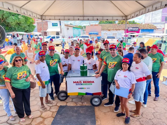 Secretário Orleans Brandão prestigia aniversário de Loreto com sequência de entregas e assinatura de novos investimentos