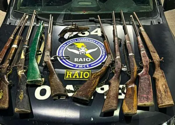 Homem é preso e onze espingardas são apreendidas pela PMCE em Jardim