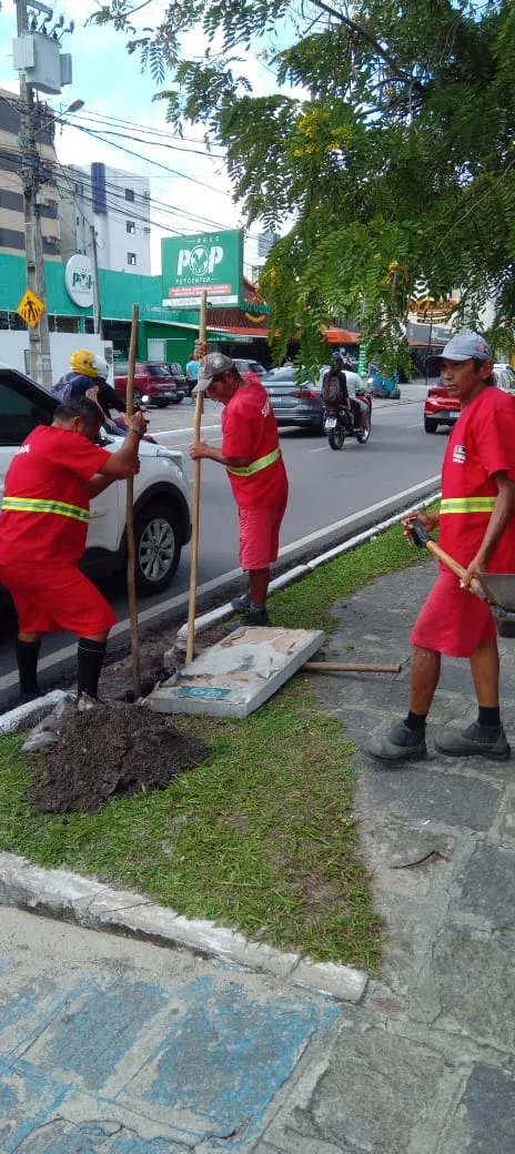 Seinfra realiza ações de manutenção em 38 bairros nesta terça-feira