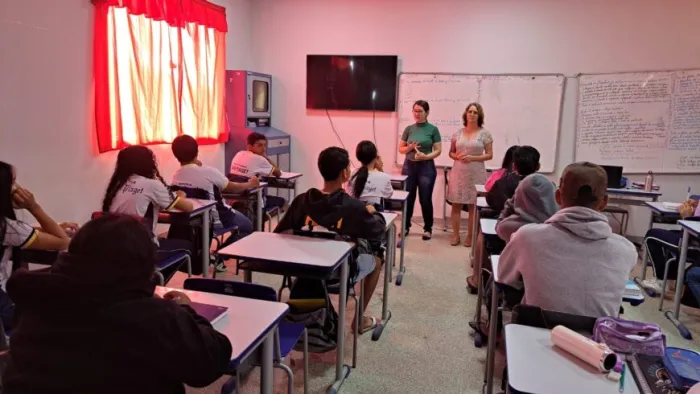 Acompanhamento pedagógico e ações de nutrição escolar são realizados na Escola Polo Tancredo de Almeida Neves
