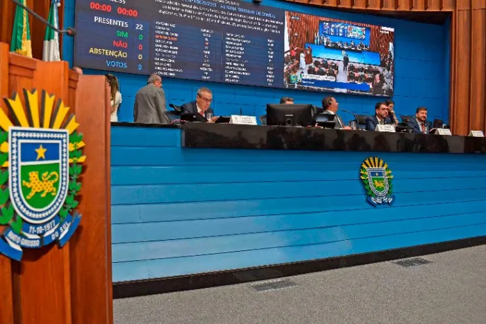 Deputados analisam quatro propostas nesta terça-feira