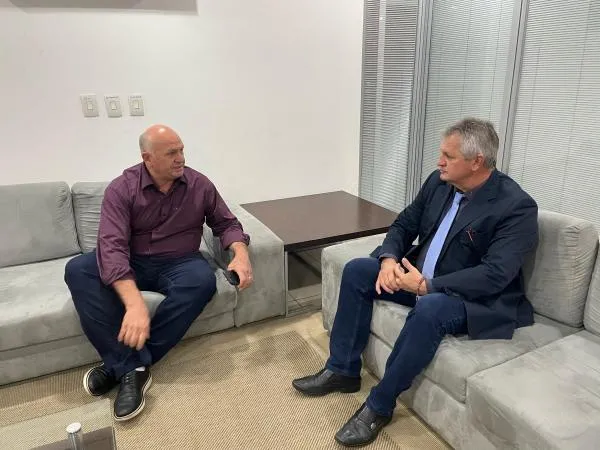 Vereador pede recursos financeiros de deputado para reforma do CIOPAER