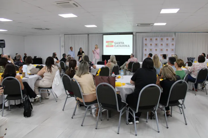 Educação capacita servidores para uso do o Programa Dinheiro Direto na Escola e do Cartão de Pagamento
