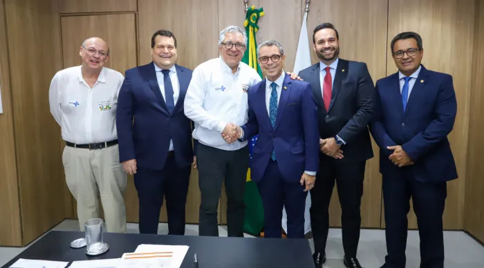 Governo de Sergipe e Ministério da Saúde discutem projetos para ampliar atendimento do SUS no estado