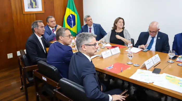 Em Brasília, governador anuncia que projeto do Canal de Xingó será redimensionado