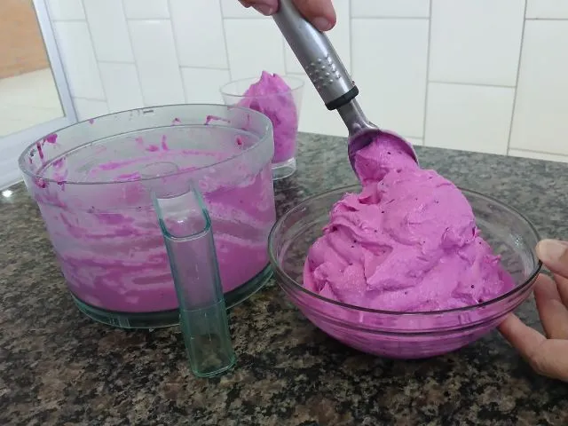 Cozinha Experimental da Epagri em Itajaí aprimora receitas para a oficina de pitaia