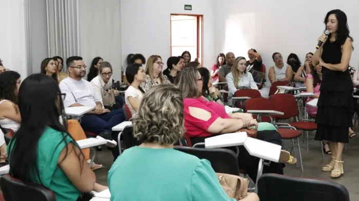 Educação implementa novo modelo de formação continuada para o infantil