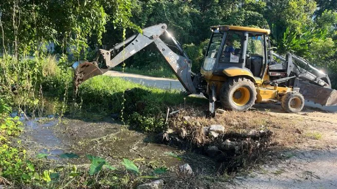 Prefeitura de São Sebastião realiza força-tarefa para desobstruir canais de drenagem de Costa Sul à Norte