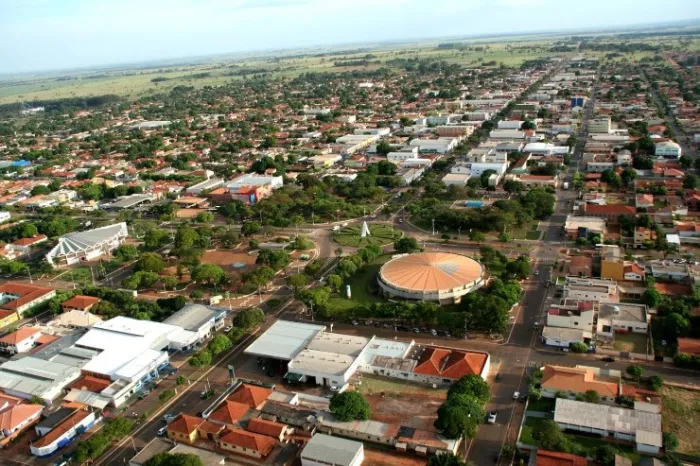 Nova Andradina: Zé Teixeira reivindica investimentos para população