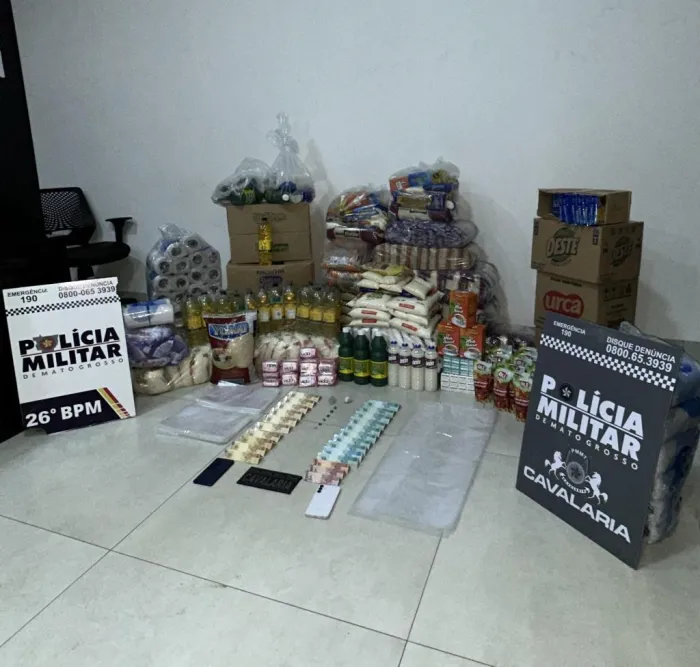 Cavalaria da PM apreende 34 cestas básicas que seria seriam entregues por facção criminosa