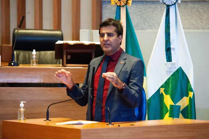 Deputados irão à PCDF, PF e STF contra estudante da UnB acusado de vazar dados pessoais de aluna