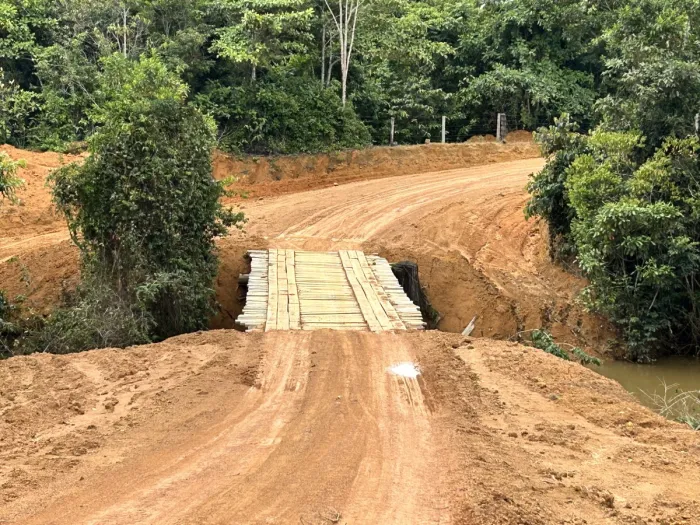 Prefeitura de Porto Velho atua na recuperação de pontes e estradas no distrito de Rio Pardo