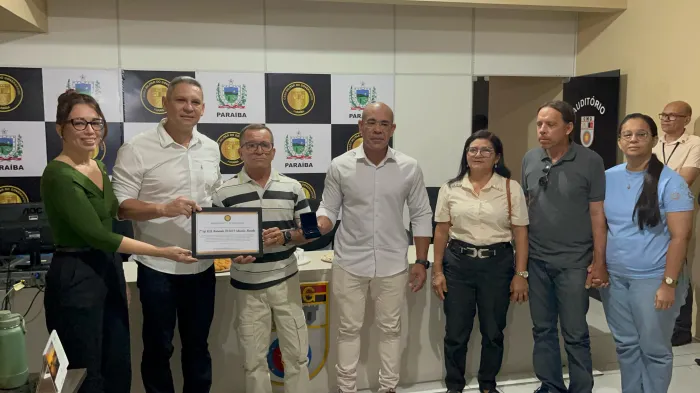 Casa Militar do Governador homenageia Sargento Marinho pelos serviços prestados
