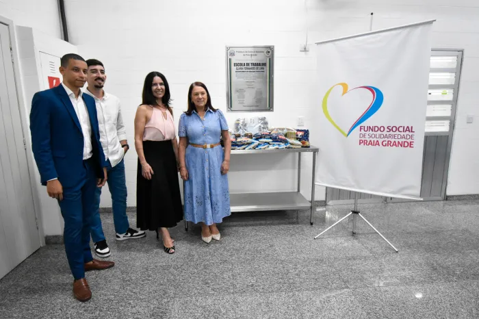 Hospital Igesp e CDL doam alimentos para o Fundo Social de Solidariedade de PG