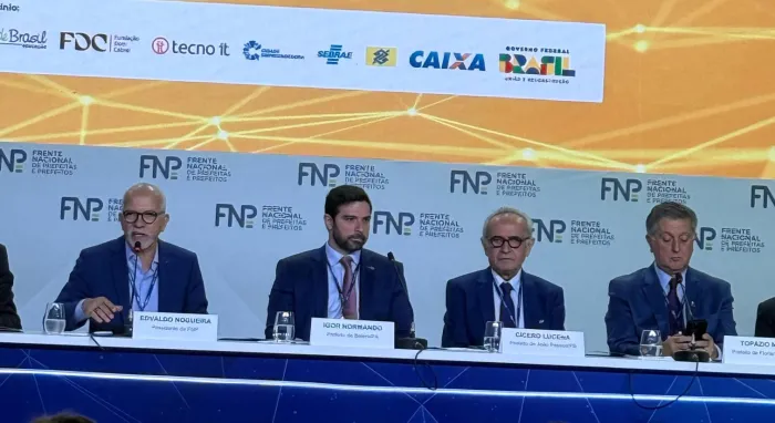 Cícero Lucena toma posse como vice-presidente de Relações com o Congresso Nacional da FNP