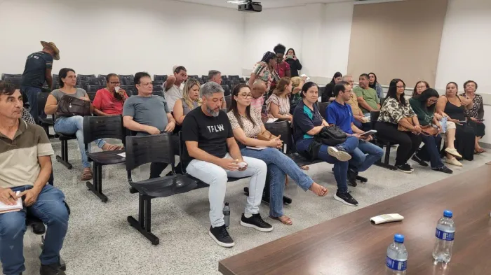 Encontro estreita relações entre secretarias e associações de bairros