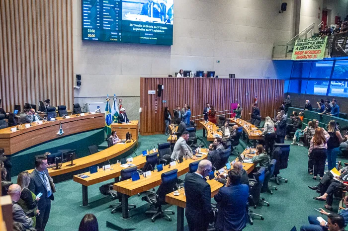 CLDF aprova crédito suplementar de R$ 35 milhões para programa Jovem Candango