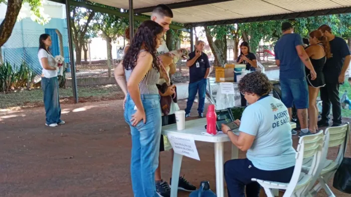 CCZ leva serviços de Saúde Animal ao Bairro Nova Esperança
