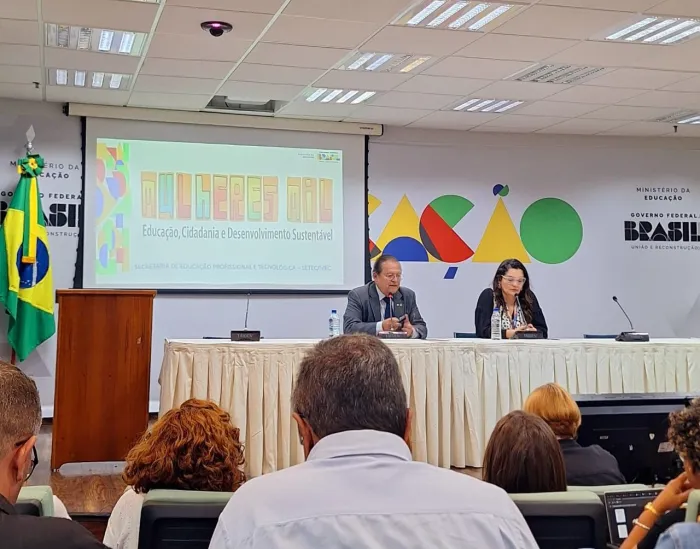 Representantes da Educação Técnica e Profissional da Paraíba participam de formação nacional do Programa Mulheres Mil, em Brasília