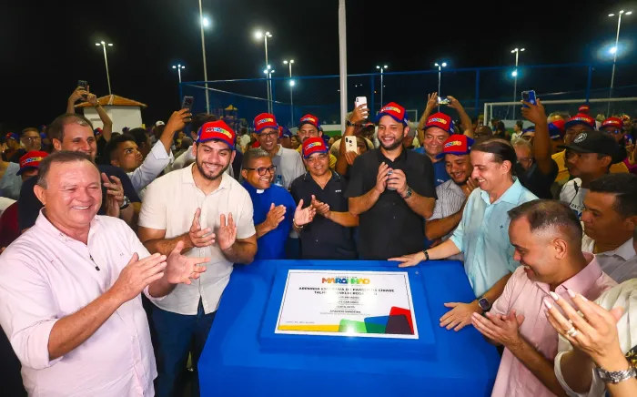 Governo entrega obras na área da educação, esporte e lazer para a população de Caxias