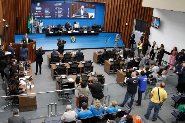 Pautados para esta quinta-feira projetos de proteção de direitos e de incentivo econômico