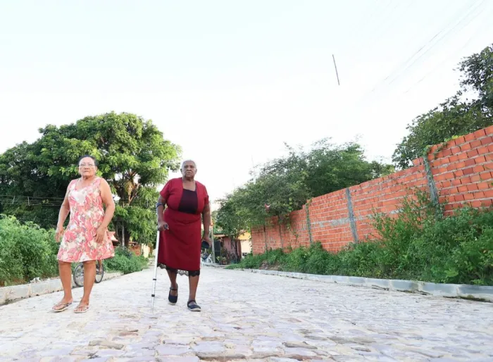 Governo do Estado investe R$ 13 milhões em pavimentação por todas as zonas de Teresina