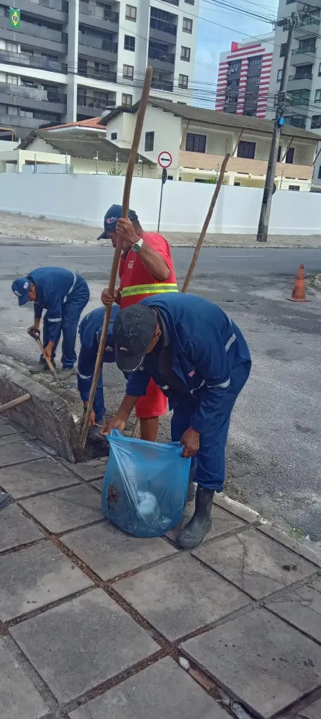 Seinfra executa manutenção na iluminação pública, galerias e Operação Tapa-Buraco nesta quinta-feira