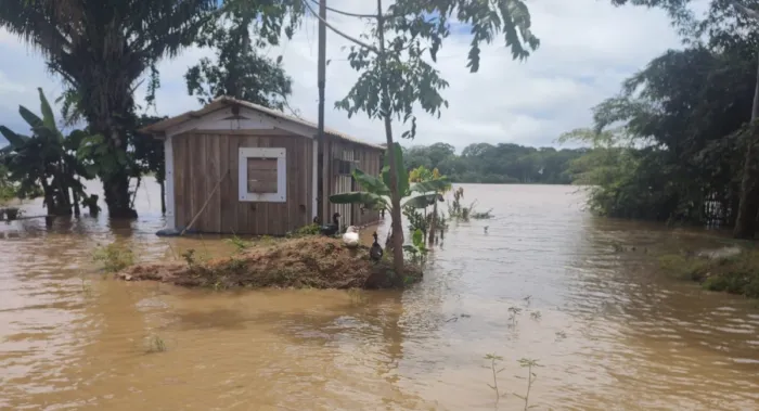 Força tarefa é montada após reunião com moradores de Brasileira, distrito atingido pela cheia