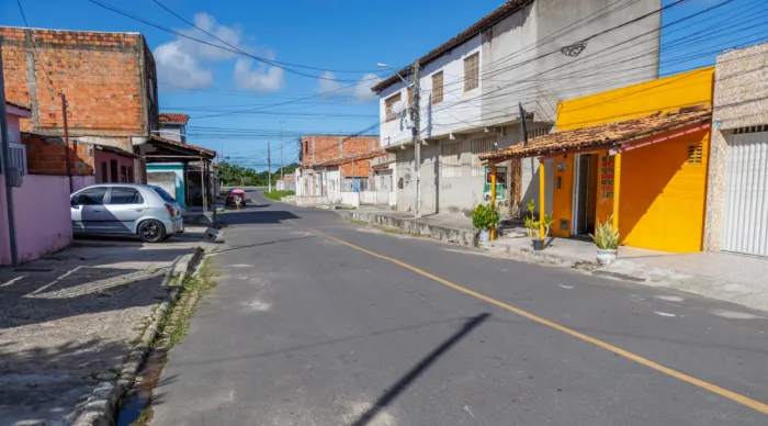 Moradores de Aracaju comemoram pavimentação realizada pelo Governo de Sergipe
