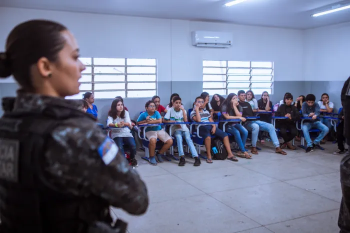 Em Caruaru, programa ‘Escola Pela Paz’ conscientiza alunos sobre o respeito ao próximo no ambiente escolar