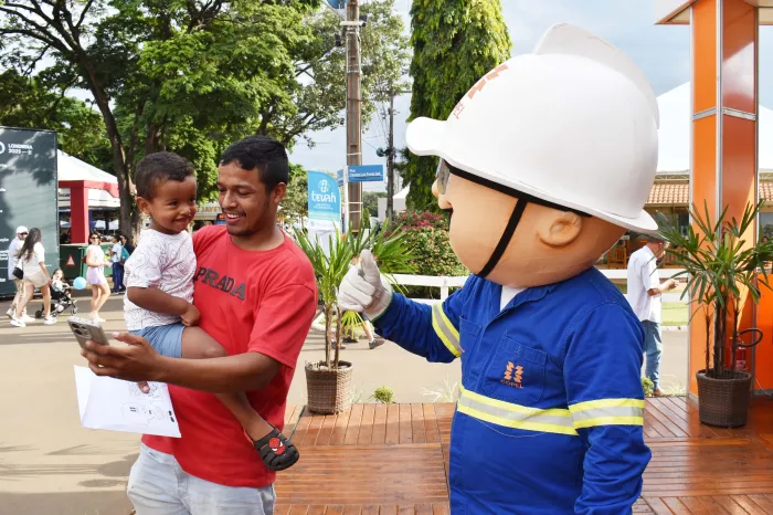 Na ExpoLondrina, Copel orienta crianças e adolescentes sobre uso seguro da energia