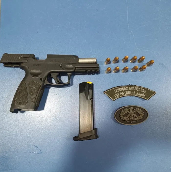 PM apreende arma de fogo em São Mateus