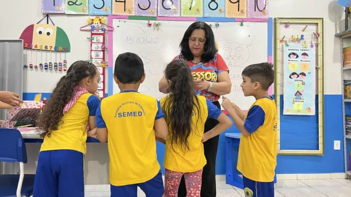 Prefeitura de Porto Velho realiza ação para mapear demanda por vagas na educação infantil para crianças de 0 a 6 anos