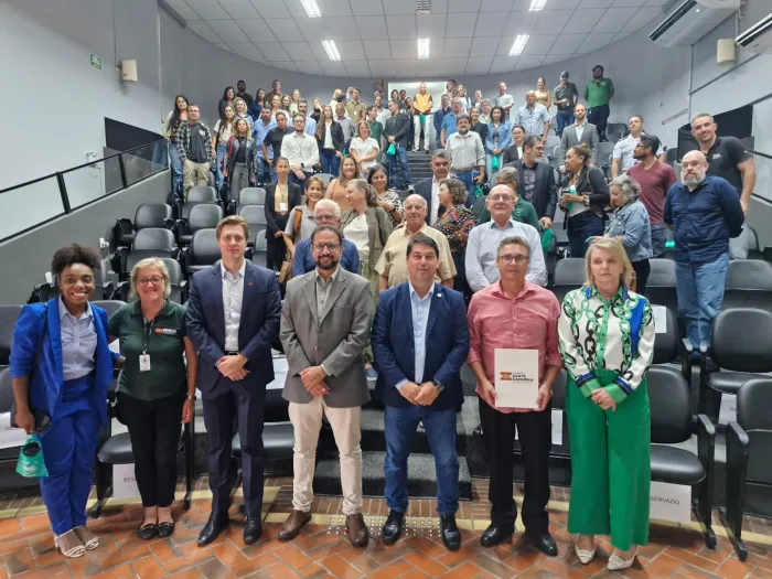 Baía da Babitonga: Santa Catarina lança projeto ambiental inovador com participação de municípios