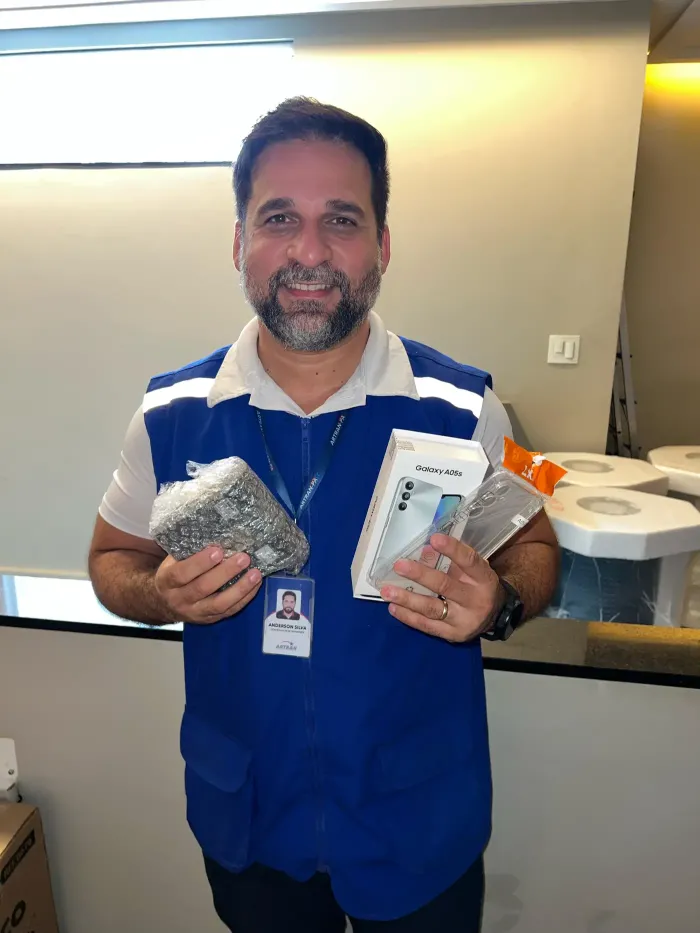 Artran entrega celulares para facilitar fiscalização no transporte aquaviário do Pará