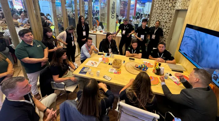 Reuniões e rodadas de negócios foram realizadas no próprio estande de Sergipe para estreitar o relacionamento da Setur com operadores do turismo / Foto: Pietro Lobo/Setur