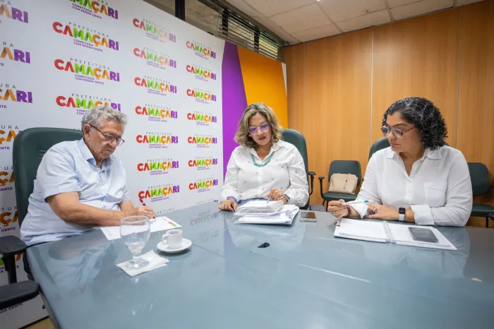 Implantação de sete novos equipamentos de saúde é pauta de reunião