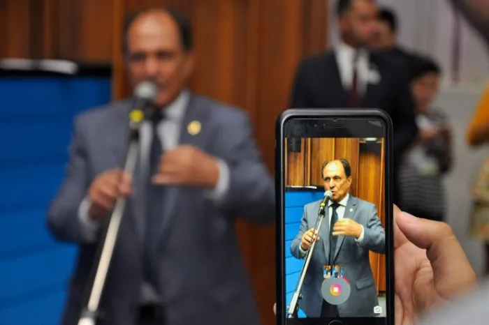 Zé Teixeira pede apoio do Detran para evitar acidentes em Dourados