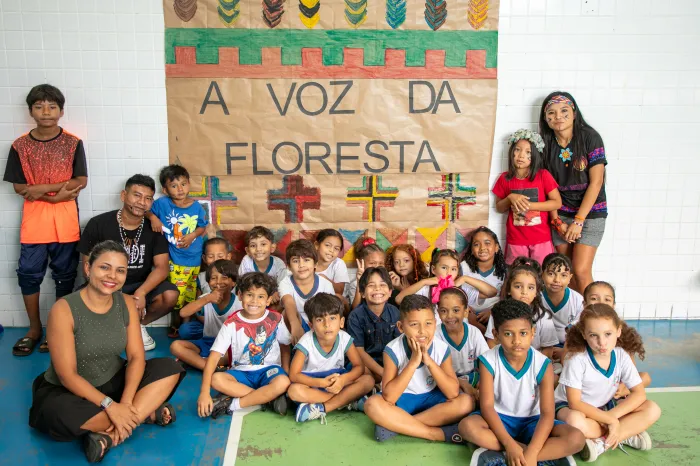 Estudantes de PG participam de ação cultural com indígenas da comunidade Tekoa Mirim