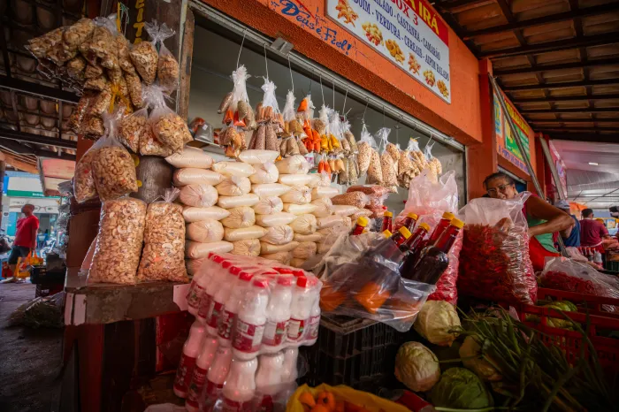 Procura por ingredientes típicos da Semana Santa aquece as vendas no Mercado Municipal