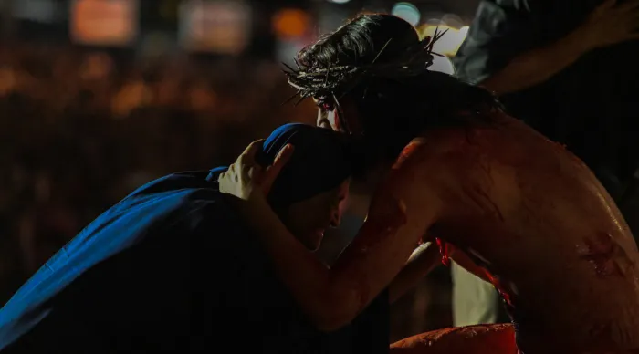 Vila da Páscoa reúne milhares de fiéis durante o Sermão do Monte 2025