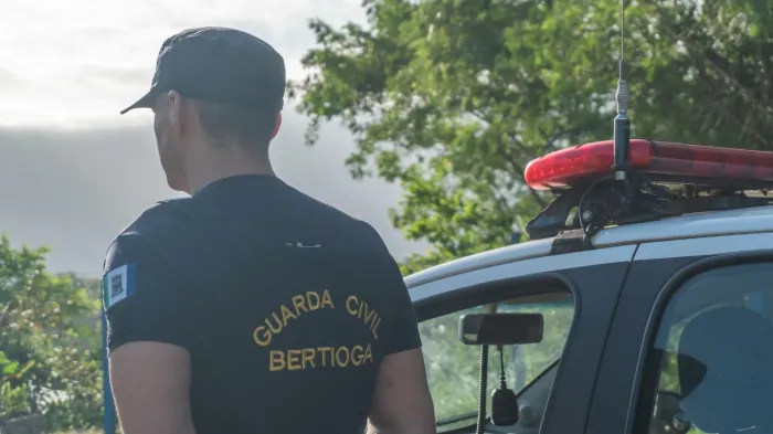GCM impede furto em escola e prende suspeito em flagrante