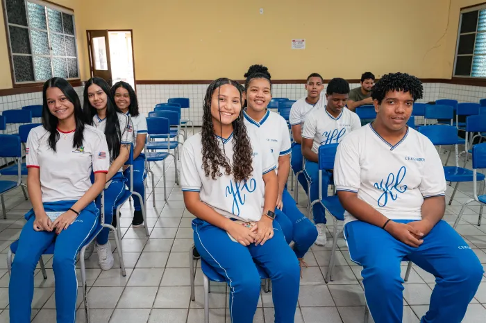 - Semana de Intensificação da Vacinação no Centro de Ensino Humberto de Campos (Foto: Israel Pontes)