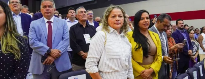 Deputados estaduais prestigiaram a solenidade de abertura do Encontro de Prefeitas e Prefeitos do Maranhão