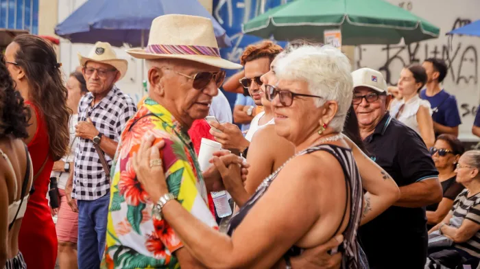 Sabadinho Bom apresenta grupo Samba na Praça neste final de semana