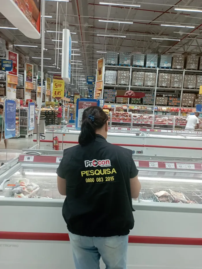 Procon-JP encontra diferença de R$ 54,99 no preço da carne em pesquisa em supermercados e feiras livres