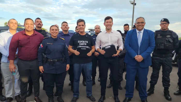 Governo do Estado entrega 300 pistolas para Guarda Municipal de Vila Velha