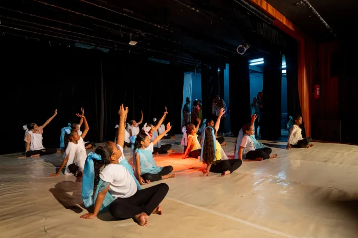 Encerramento das Oficinas de Verão 2025 reúne participantes no TAM